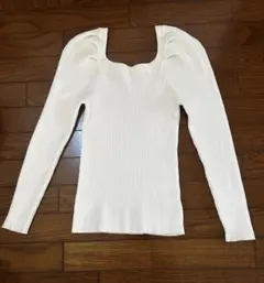 イング(INGNI) ホワイトリブ編み長袖トップス ♡ Mサイズ