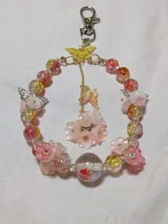 蝶と花のビーズストラップ ピンク系