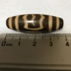 超激レア‼︎ 小盧至純 20年以上前の龍六眼天珠 黒朱砂 - メルカリ