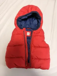 GAP 赤いフード付きダウンベスト 12-18ヶ月