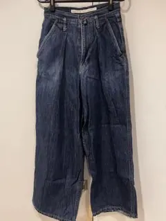 Item thumbnail for item 43ecec05-e15d-454a-96c4-389057abd991