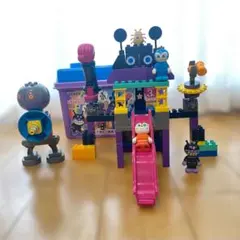 アンパンマン　ブロックラボ　バイキンじょうもつくれる！　だだんだんブロックバケツ