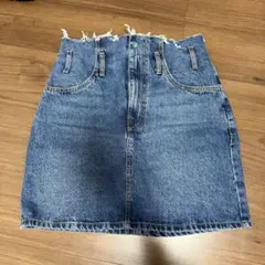 Stradivarius タイトスカート