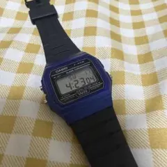 CASIO F−91W チープカシオ　ネイビー　稼働品