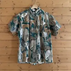 OUTDOORS 動物柄 半袖シャツ Mサイズ