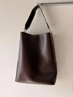 RANDEBOO ブラウンレザートートバッグ