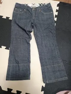 BURBERRY　BLUE　LABEL　七分丈　デニムパンツ