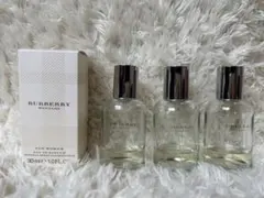 Burberry weekend フォーウーマン　オードパルファム30ml残少量