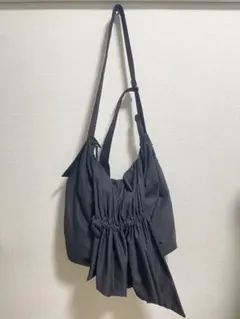 Y's ブラック ショルダーバッグのサムネイル