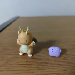 フィギュアコレクション　メタモンへんしん　カイリュー