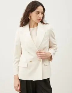 Mila Owen　金釦ダブルブレストブレザー　アイボリー　秋先取り！今のうち！