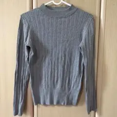 GU グレー リブ編みセーター Mサイズ