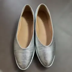 Item thumbnail for item fc92f1d5-6f81-439d-899a-0ec3d199b25a