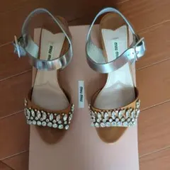 MIU MIU ミュウミュウ お花 デニム ミュールサンダル 37 MIU MIU ミュウミュウ お花 デニム ミュールサンダル 37 - メルカリ
