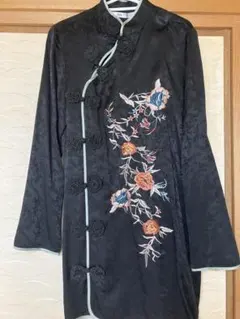 ZARA 花柄刺繍ワンピース