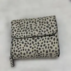 niko and ドット柄 二つ折り財布