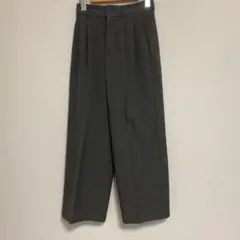 GU ジーユー タックワイドパンツ Sサイズ