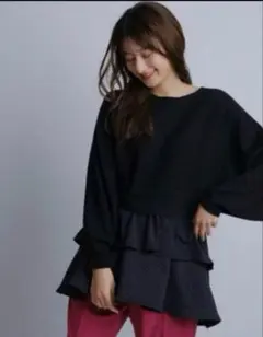 美品！カデュネ　フリルニットのサムネイル