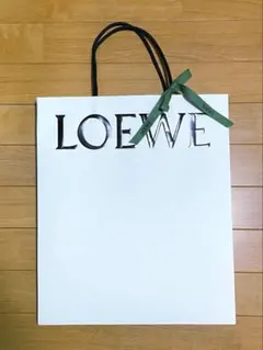 Item thumbnail for item 3ec184d4-e8d2-4dfd-b7fe-e7b307f77923