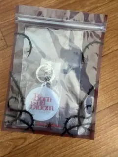 HANA Born to Bloom キーホルダー