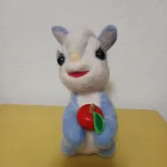 ハンドメイド 羊毛フェルト リス 親子 野いちごリース - メルカリ