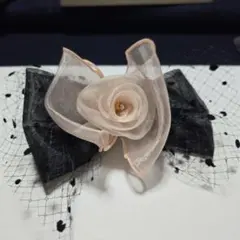 バラモチーフ ヘアアクセサリー(バレッタ)