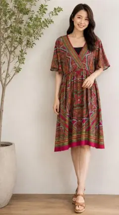 新品　dressbarn ペイズリー柄 総柄　ひざ丈ワンピース ＬＬ３Ｌ相当のサムネイル