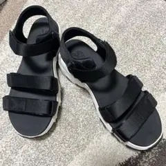 SKECHERS スポーツサンダル ブラック ホワイト　24.5㎝のサムネイル