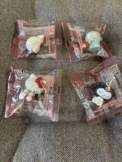サンリオキャラクターズ　フィギュアコレクション みんなでおひるね　全4種セット