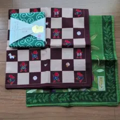 和柄ハンカチ　3枚セット