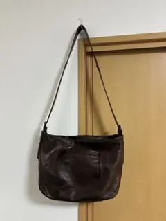 genten レザーショルダーバッグ ダークブラウン