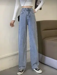 ハイウエスト ストレートデニム ライトブルー