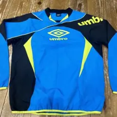 umbro ピステ Lサイズ 青黒