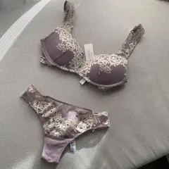 Item thumbnail for item f0be8ffb-e4f8-4ed7-9701-020320f6189b