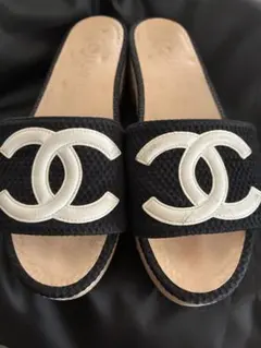 CHANEL コルクフラットサンダル 23cm ココ マトラッセブラック608