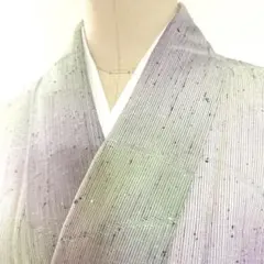 6k877 着物　正絹　単衣　紬　緑　紫　柄物　和装のサムネイル