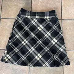アンタイトル　UNTITLEDウール　チェック柄 タイトスカート
