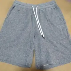 GU グレー ショートパンツ M