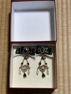 ローゼンメイデン　翠星石　ピアス MAYLA×ローゼンメイデンコラボ◇ピアス◇翠星石◇ピアス片方ずつ・箱・