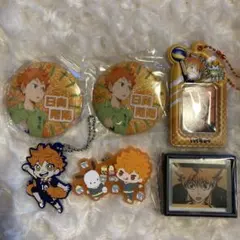 ハイキュー日向翔陽 キーホルダー、トレカ、ロングステッカー、缶バッジ