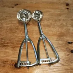 Item thumbnail for item 3613f694-bb5a-4777-850e-7ac4e6638766