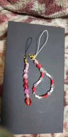 ハンドメイド、ピーズストラップ、ブレスレット