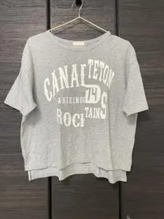 earth music&ecology ロゴプリント　半袖Tシャツ