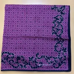 GIVENCHY 幾何学模様スカーフ　美品