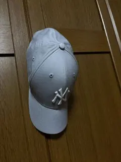 New Era★NY ヤンキース 9Forty Cap ライトグレー