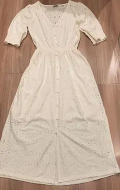 next パフスリーブ カットワーク 刺繍 ロングワンピースのサムネイル