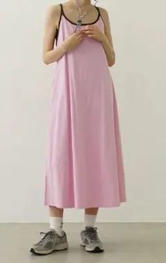 未使用　ミルクフェド バック リボン CAMISOLE DRESS ワンピースのサムネイル