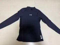 美品✨アンダーアーマー　コールドギア　紺　YLG