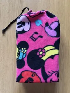 極美品★東京ディズニーリゾート 厚手ポータブルクッション フリース ミニーマウス