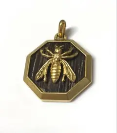 在庫品！Balmain バルマン 蜂 ネックレストップ/ゴールドトーンのサムネイル